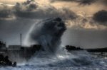 Нефтетерминал в порту Новороссийск прекратил перевалку из-за шторма