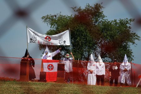 Отчёт ​ФБР: В США половину преступлений на почве ненависти совершают расисты