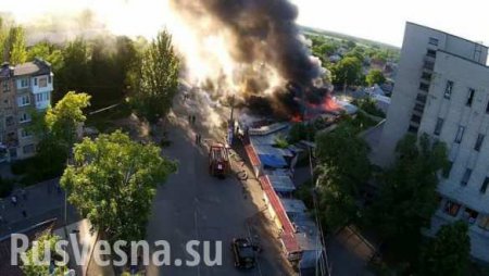 Вечером Донецк снова подвергся обстрелам артиллерии ВСУ (ВИДЕО)
