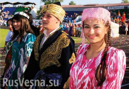Более 400 крымских татар вернулись в Крым и просят о гражданстве России