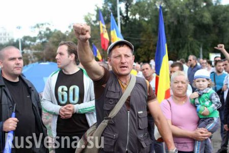 В Кишинёве продолжается «Майдан» (ФОТО+ВИДЕО)