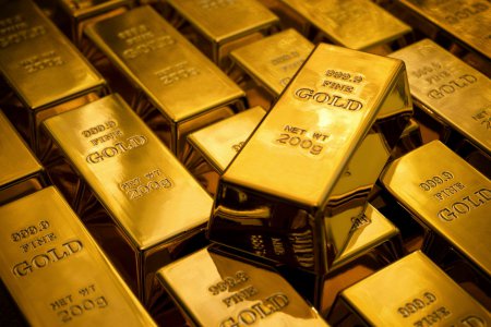 СМИ: Европейские страны отзывают свои золотые запасы из США