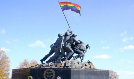 Министром армии США может стать гей
