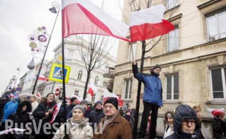 Польша бросает вызов и России, и Германии