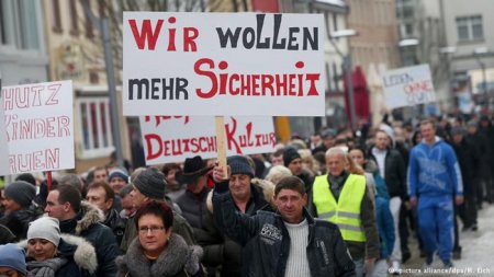 Русскоязычные жители Германии провели акции против «насилия иностранцев»