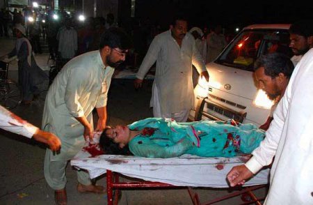 Пакистанские талибы взорвали детский парк в Лахоре. Около 70 погибших