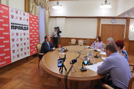 Мы Донбасс не бросаем - Сергей Лавров ответил на вопросы россиян (ФОТО, ВИДЕО)