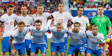"За нас играют дрова": россияне собирают подписи за роспуск сборной по футболу