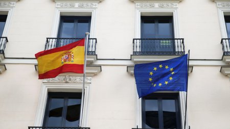 Санкции для пиренейского дуэта: Как ЕС впервые накажет членов союза Испанию и Португалию