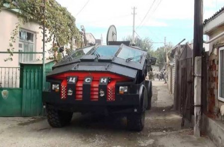 Бронеавтомобиль "Фалькатус" в ходе спецоперации в Дагестане