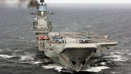Командир «Адмирала Кузнецова» объяснил густой дым крейсера