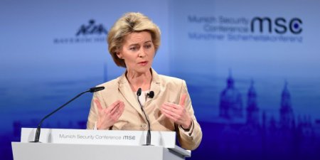 Министр обороны Германии ответила на обвинения Трампа в долгах перед НАТО