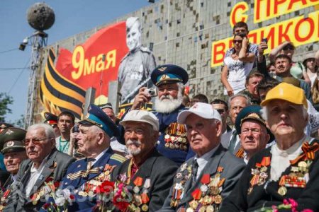 Запрет георгиевских лент на Украине — это надругательство над ветеранами ВОВ, — депутат Госдумы
