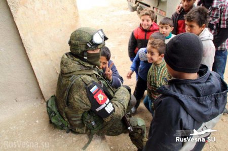 О дружбе российских военных и сирийских детей: праздник Ураза-байрам в Дамаске (ВИДЕО)
