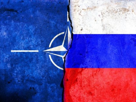 Россия «покидает» НАТО