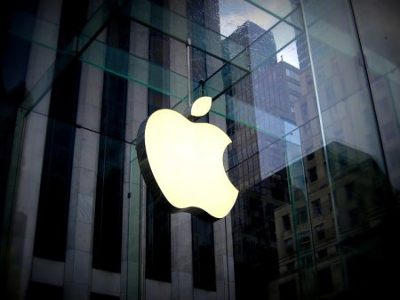 Apple может побить рекорд по стоимости в истории 