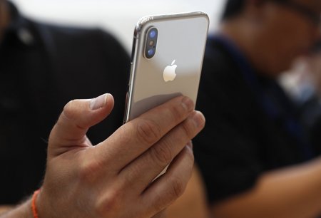 Новый iPhone X может стать худшим в линейке 