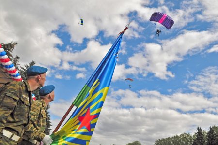 Для десантников России «Технодинамика» создаст новый парашют