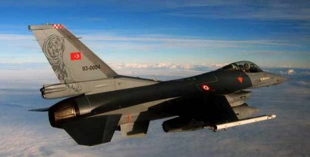Турецкая авиация нанесла удар по посту сирийской армии. Шесть военнослужащих погибли