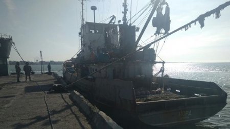 Экипаж судна «Норд» второй раз не смог пересечь украинскую границу