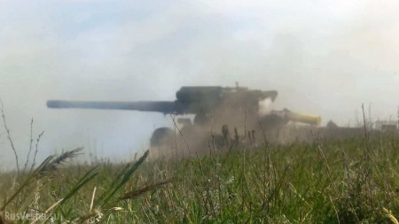 ВМС Украины провели учения вблизи границы с Крымом (ФОТО)