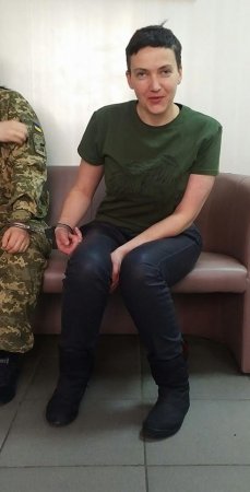 Появилось первое фото Надежды Савченко в СИЗО