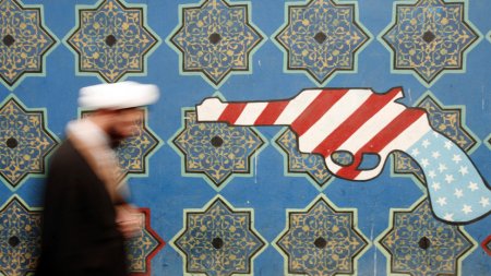 «Психологический эффект»: к чему может привести возобновление американских санкций против Ирана