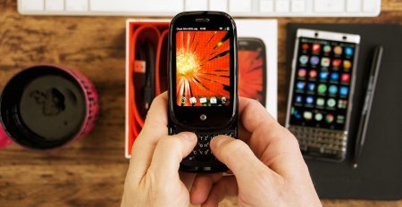 «Малютка из прошлого»: Смартфон Palm Pepito получит дисплей в 3,3 дюйма и 3ГБ ОЗУ