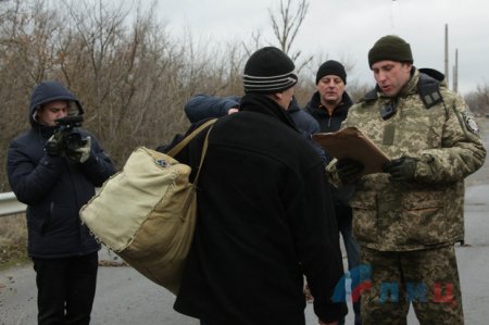 ЛНР в одностороннем порядке передала Киеву осуждённых (ФОТО, ВИДЕО)
