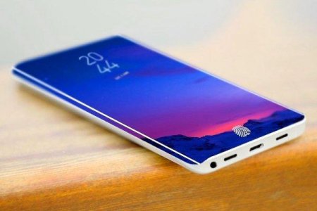Стеклянная панель и много кнопок: Компания Samsung запатентовала новую модель смартфона