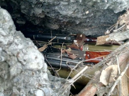 В ЛНР обнаружен схрон с оружием (ФОТО)