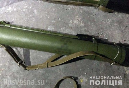 На Донбассе обнаружен схрон с оружием и боеприпасами (ФОТО)