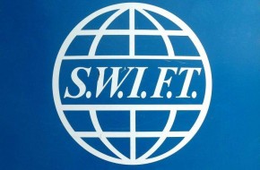Россия – главная угроза господству системы SWIFT. Но этого мало