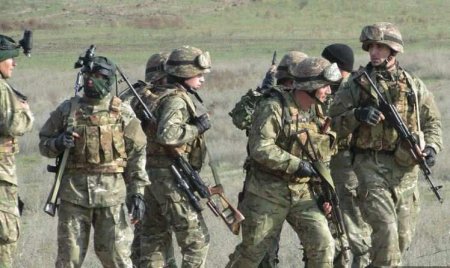 Бегство от смерти: Армия Армении показала, как пытаются спастись и гибнут наступающие азербайджанцы (ВИДЕО)