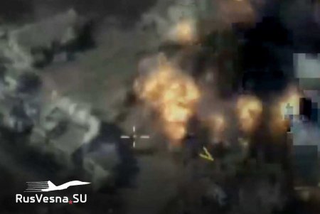 СРОЧНО: ВКС РФ устроили бойню в Сирии, бомбы влетели в толпу на вражеском объекте (ФОТО 18+)