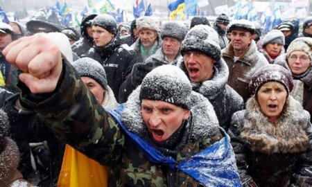 На Украине регионы охватывают бунты (ВИДЕО)
