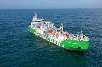 Газпром нефть завершила строительство 1-го в РФ бункеровщика судов СПГ