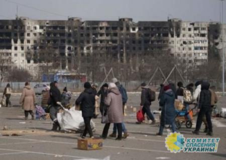 Зеленский объявил об эвакуации мирных жителей с «Азовстали»