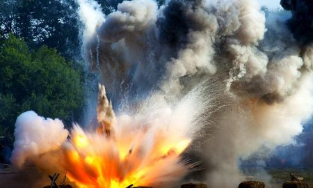 Мощный взрыв: Армия России одной миной уничтожила опорный пункт ВСУ под Лиманом (ВИДЕО)