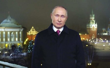 Россия не намерена отступать назад, — Путин