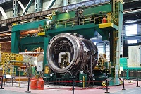 Атоммаш приступил к сварке полукорпуса реактора для ЭБ-2 Курской АЭС-2