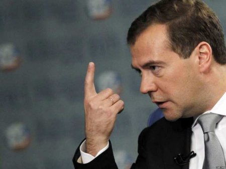 Медведев рассказал о «дурацком» решении Евросоюза