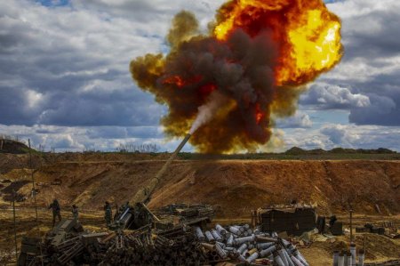 Армия России наносит массированные удары по позициям врага, уничтожены сотни боевиков ВСУ