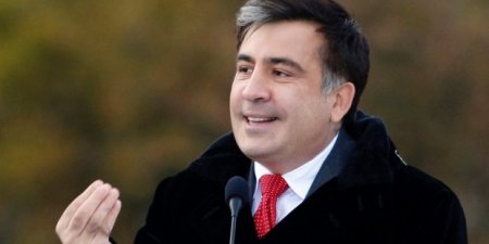 Саакашвили заявил, что не метит на место Яценюка
