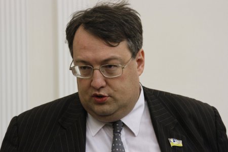 Геращенко: «Народный фронт» не будет голосовать за особый статус Донбасса