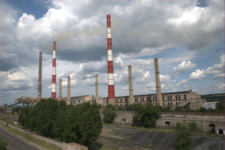 Насалик не исключает возможности отключения Луганской ТЭС