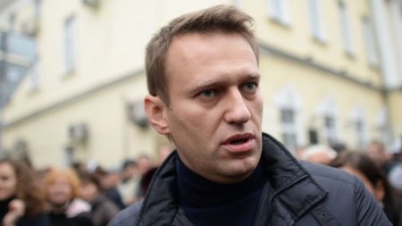 Навальный отказался исполнять решение суда по иску Усманова