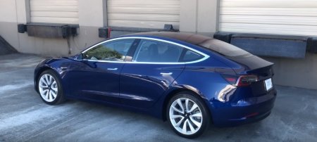 Производство электромобилей Tesla Model 3 набирает обороты