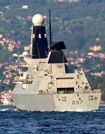 Припёрлись наблюдать: Что забыли в Черном море корабли НАТО?