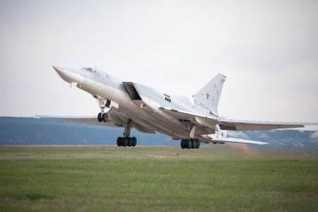 Россия примет на вооружение модернизированного "убийцу авианосцев"